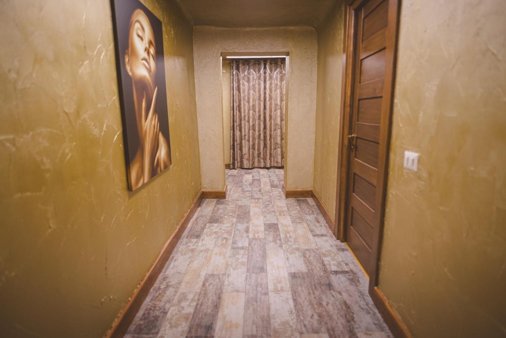 Madison Villa *